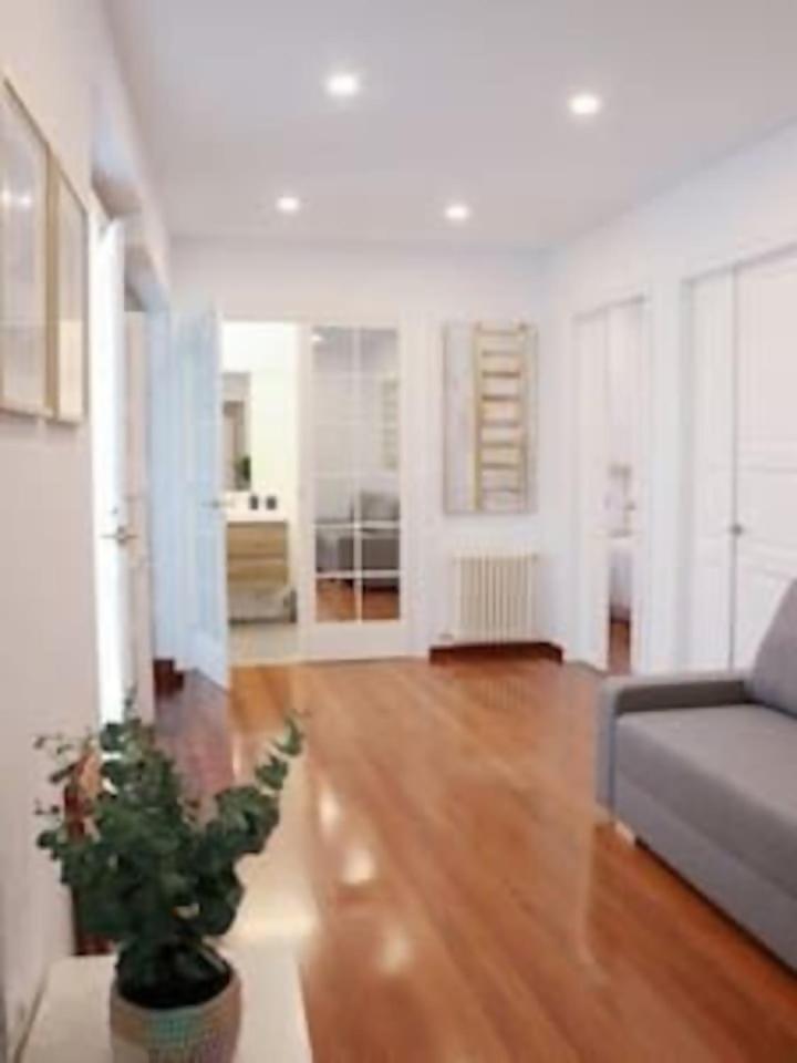 Ferienwohnung Apartamento Exclusivo En Zona Monumental Santiago de Compostela Exterior foto